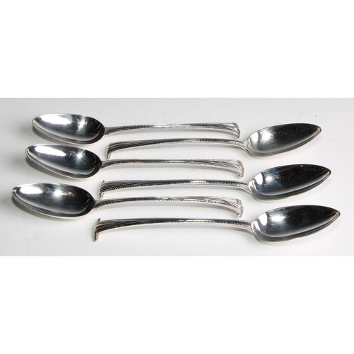 1141 - An associated set of six Georgian silver Onslow pattern table spoons, 402g