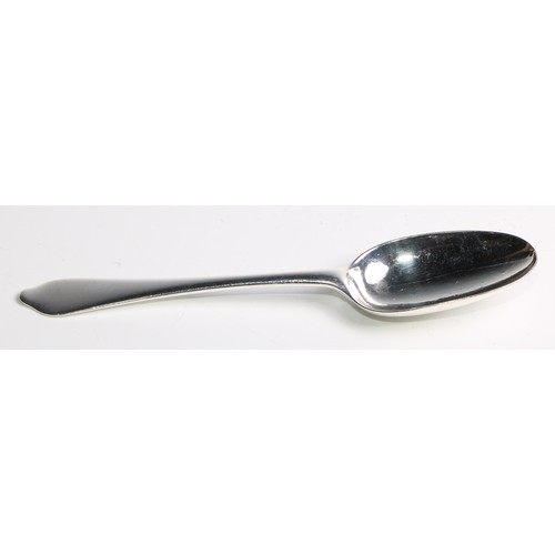 798 - A Queen Anne silver Dog Nose pattern spoon, of unusually heavy gauge, rat tail bowl, 19.5cm long, ma... 