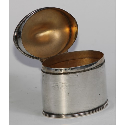 968 - A George V silver oval oval tea caddy, hinged cover with urnular finial, 9cm wide, Stokes & Ireland,... 