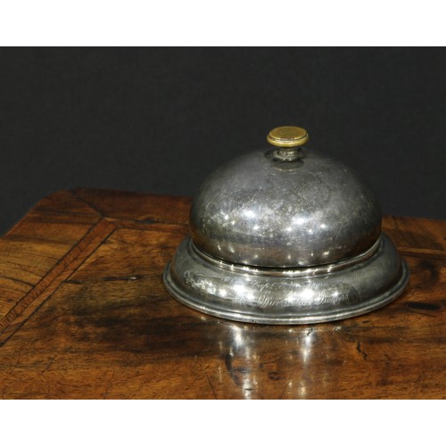 1163 - An Edwardian silver desk or counter bell, of military interest, inscribed From Capt. C Weinman to Th... 