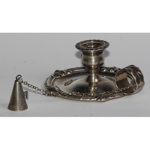 918 - A George III silver chamberstick, acanthus loop handle, conical snuffer, 9.5cm diam, Solomon Hougham... 