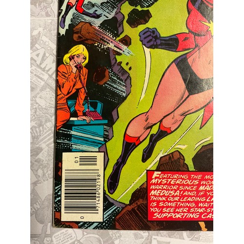 6405 - Ms Marvel #1-10 (1977). 1st solo titled Ms. Marvel comic, 1st appearance of Carol Danvers as Ms. Mar... 