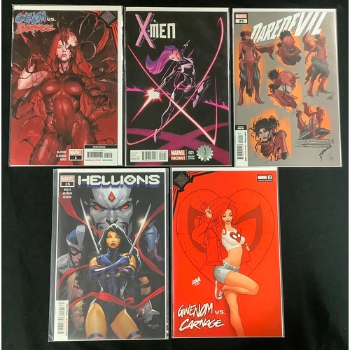 6409 - A collection of Marvel comics including Elektra #2-4, Age of Ultron #1-9, X-Men #1 and another varia... 