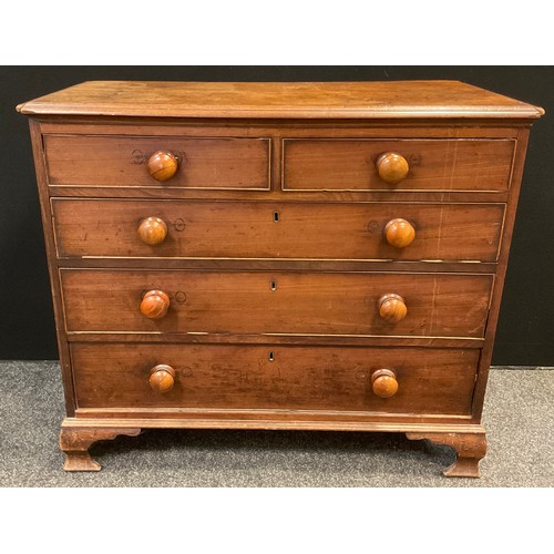 134 - A George III mahogany chest of drawers, two short over three graduated long drawers, bracket feet, r... 