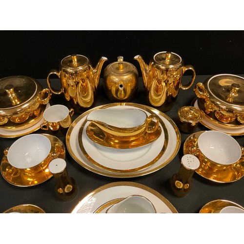 153 - Royal Worcester 'Lustre Gold' table and tea service - including six soup bowls and saucers, six tea ... 