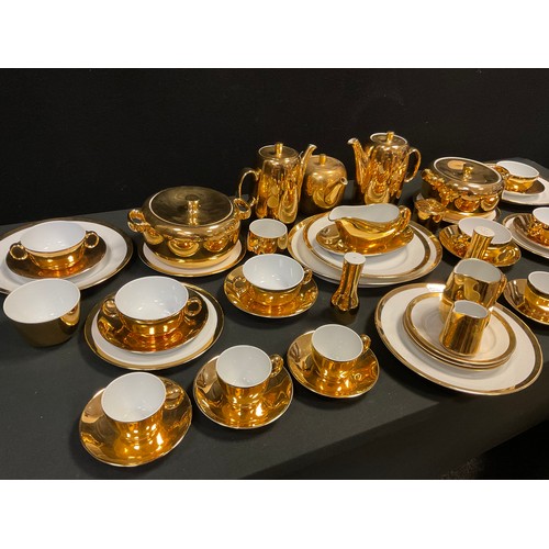 153 - Royal Worcester 'Lustre Gold' table and tea service - including six soup bowls and saucers, six tea ... 