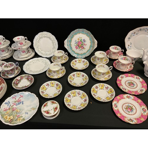 317 - Royal Albert - Set of four tea cups and saucers, love Story Series, ‘Suzanne’, and five extra saucer... 