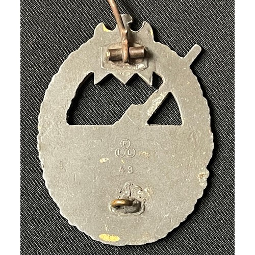 4033 - WW2 Third Reich Kriegsabzeichen fur die Marine-Artillerie Coastal Artillery War Badge. Maker marked ... 