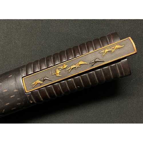 4051 - Japanese Wakizashi Sword with single edged blade 520mm in length. Hamon line to blade. Tang is unsig... 