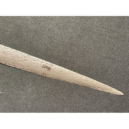 4063 - Javanese Kris Dagger with double sided blade 325mm in length. Decorated grip. Overall length 420mm. ... 