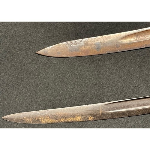 4068 - French 1866 Pattern Chassepot Bayonet with fullered single edged blade 565mm in length. Brass hilt w... 