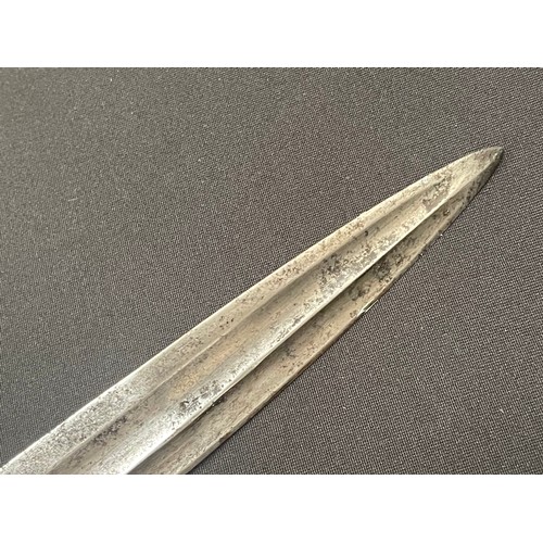 4072 - French 1882 Pattern Officers Sword with double fullered single edged blade 770mm in length. Maker ma... 