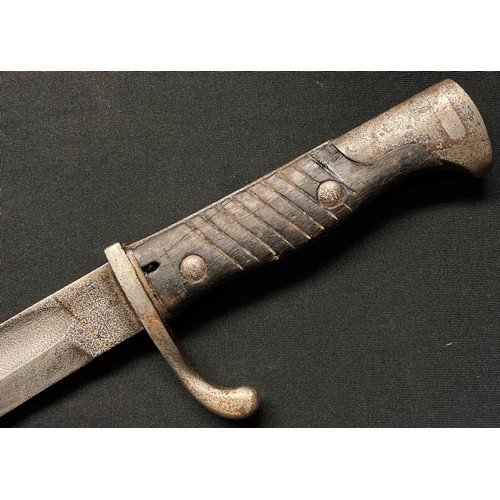 4114 - WW1 Imperial German Mauser Butcher Bayonet with single edged fullered blade 365mm in length, dated 1... 