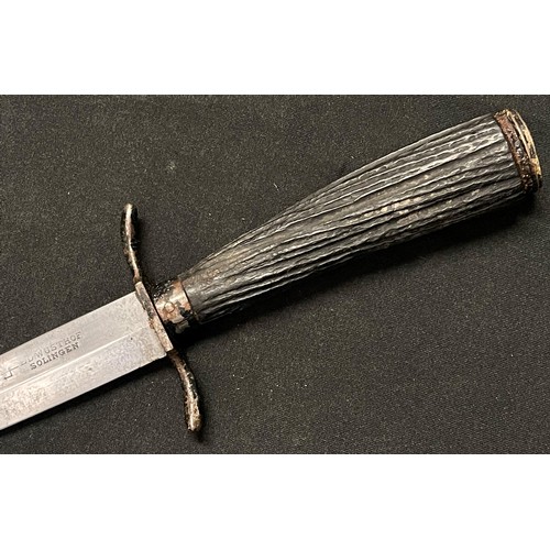 4121 - WW1 Imperial German Nahrkampfmesser Fighting Knife with 150mm long blade, maker marked 