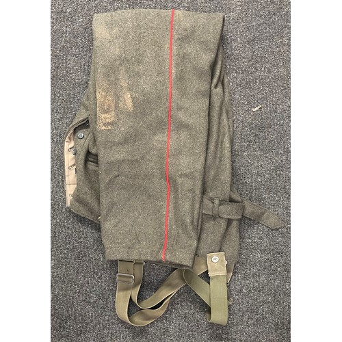 4125 - Reproduction WW1 Imperial German Cap, Tunic and Trousers. Tunic is red piped and comes with a reprod... 