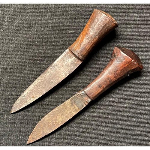 4156 - WW2 British Kukri Knife with single edged 300mm long blade. No makers marks. Wooden grip with brass ... 