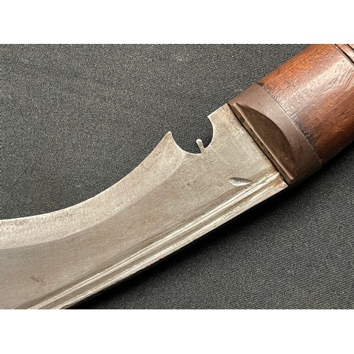 4157 - WW2 British Kukri Knife with single edged 315mm long blade. Edge of blade numbered 