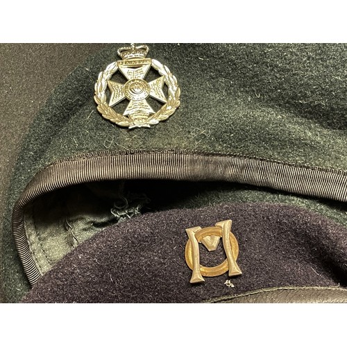 4166 - WW2 British and later mixed militaria to include: RAF Officers Field Service cap dated 1945: Rifle B... 