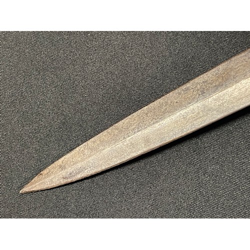 4181 - WW2 British Private Purchase FS Style knife with double edged blade 171mm in length. No markings. Ho... 