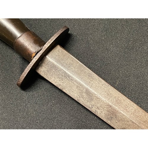 4181 - WW2 British Private Purchase FS Style knife with double edged blade 171mm in length. No markings. Ho... 