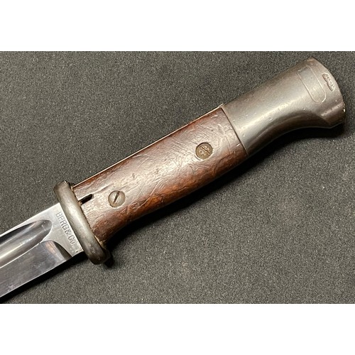 4242 - WW2 Third Reich K98 Bayonet with single edged fullered blade 250mm in length. Maker marked 