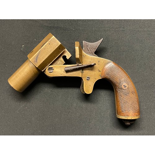 4307 - Deactivated WW1 French Ruggieri Flare Pistol. Serial no 3352. Barrel length 100mm. Overall length 20... 