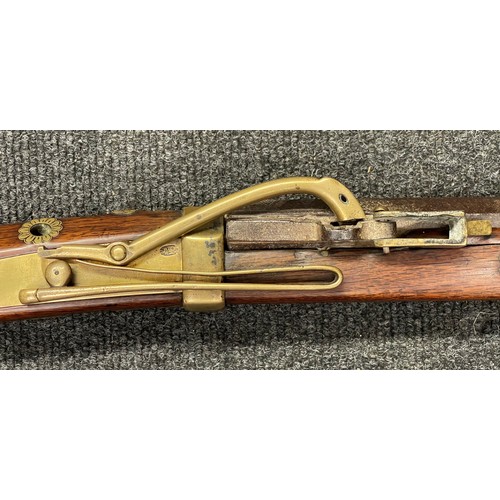 4335 - Japanese Samurai Matchlock Musket with decorated octagonal barrel 767mm in length. Bore approx. 12mm... 