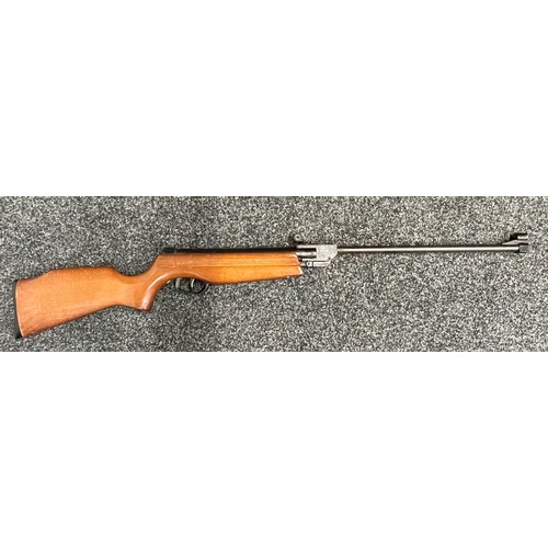 4338 - Gamo Model EXPO .22 Cal Air Rifle Serial No. 899868 with 455mm long barrel. Overall length 102cm. Wo... 