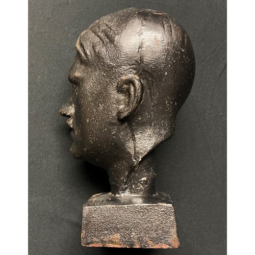 4351 - Reproduction Adolf Hitler Bust in cast iron. 20cm in height. No makers marks.