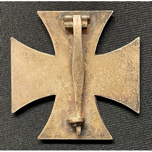 4362 - Reproduction Eisernes Kreuz 1. Klasse. Iron Cross 1st Class 1939. No makers mark. This cross was pro... 