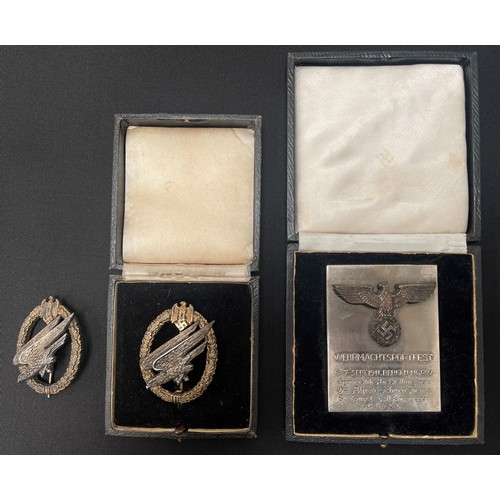 4385 - Reproduction Heer Paratroopers badge in case of issue and engraved to RKT Lt Karl Alfred Markus Schw... 