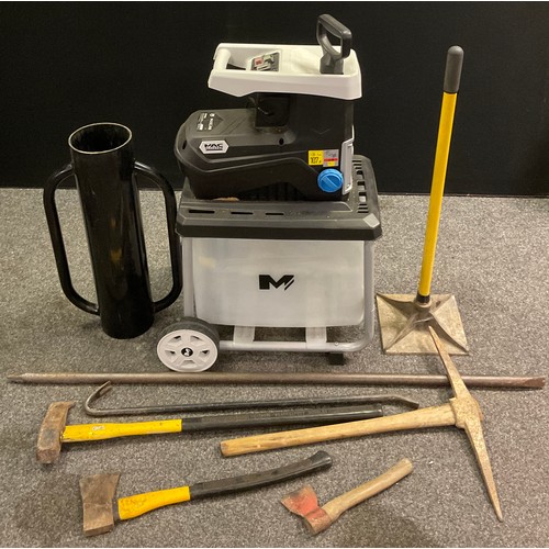 101 - Tools and machinery - a MacAllister garden shredder, model no. MSHP2800D-2;  fence post driver;  tam... 