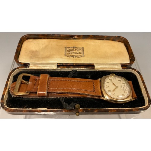 1120 - A late 1930s 9ct gold cased wristwatch, silver dial, Arabic numerals, minute track, subsidiary secon... 