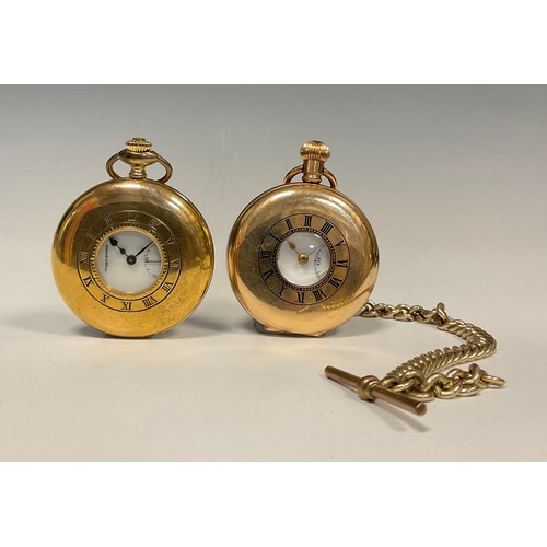 1167 - An Everite gold plate half hunter cased pocket watch, white enamel dial, bold Roman numerals, subsid... 