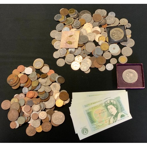 511 - Coins & Banknotes - run of ten consecutive £1.00 notes, BS24 077718-BS24077727, each with David Henr... 