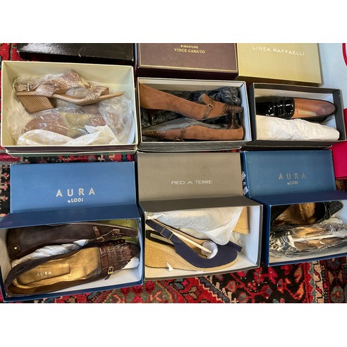 162A - Ladies shoes - including; Aura by Lodi , European size 40, 41; Donald J Pliner, size UK 9.5; Pied a ... 