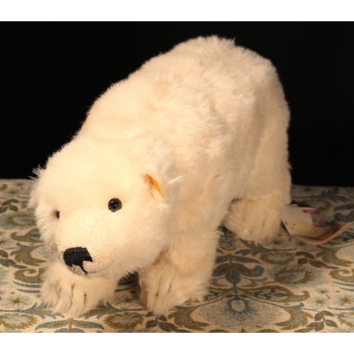 Steiff (Germany) EAN 062780 Siro Polar Bear, trademark 'Steiff 