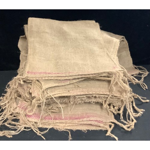 827 - Fifty hessian sacks, each 330mm x 790mm