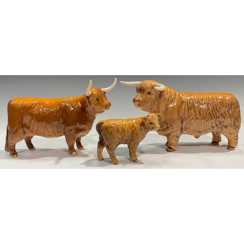 18 - A Beswick Highland Cattle group, bull, cow and calf, printed marks (3)