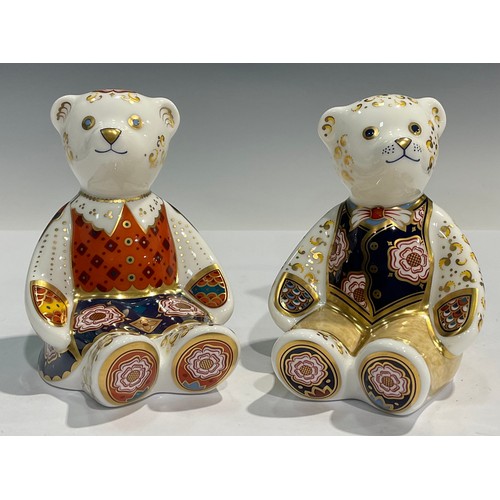 171 - A pair of Royal Crown Derby paperweights, Yorkshire Rose Mummy Bear and Yorkshire Rose Daddy Bear, e... 