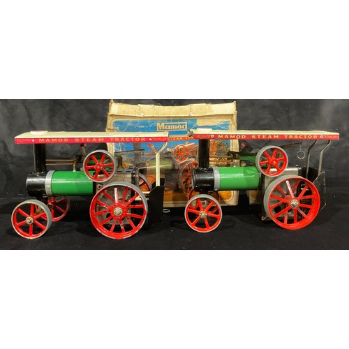 273 - Toys & Juvenalia - A Mamod T E 1a Live Steam tractor, boxed; another, unboxed (2)