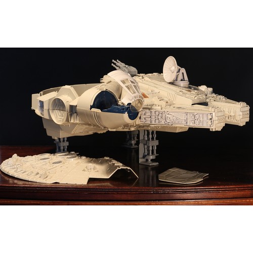 6176 - A Palitoy Star Wars Return of the Jedi Millennium Falcon vehicle, boxed