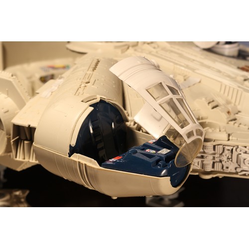 6176 - A Palitoy Star Wars Return of the Jedi Millennium Falcon vehicle, boxed