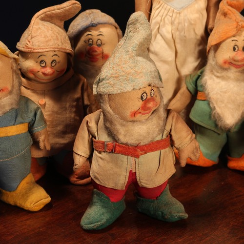 6191 - A 1930's set of Chad Valley Snow White and the Seven Dwarfs pressed felt novelty dolls, each with pa... 