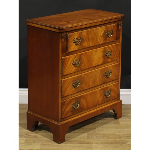 617 - A George III style mahogany bachelor’s chest, fold-over top above four long drawers, 77.5cm high, 63... 