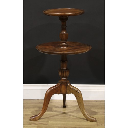 1263 - A George III style mahogany two-tier dumbwaiter, of small proportions, 75cm high, 40cm wide
