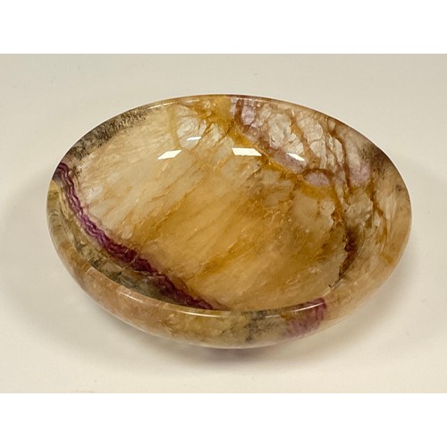 161 - A 19th century Blue John bowl, of shallow circular form, 9.2cm diameter.