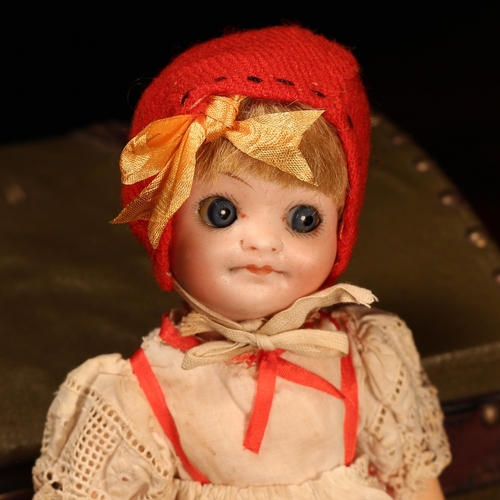 4107 - A J.Walther & Sohn (Germany) bisque head novelty Googly-eyed doll, the bisque head with painted feat... 