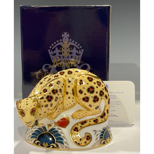 10 - A Royal Crown Derby paperweight, Savannah Leopard, Endangered Species range, commissioned by Sinclai... 