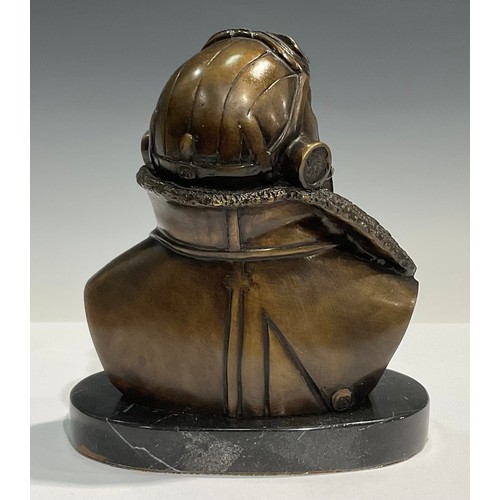 42 - Contemporary School, a bronze, of a World War II pilot, oval base, 20cm high